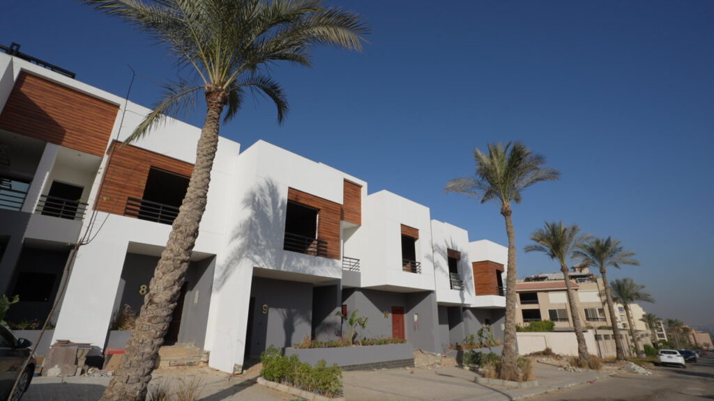 1أ كناري-جولف سيتي-عودة للتطوير العقاري