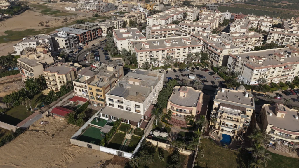 عودة للتطوير العقاري.5