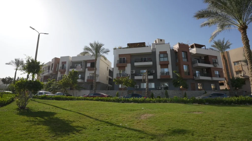 عودة للتطوير العقاري.7