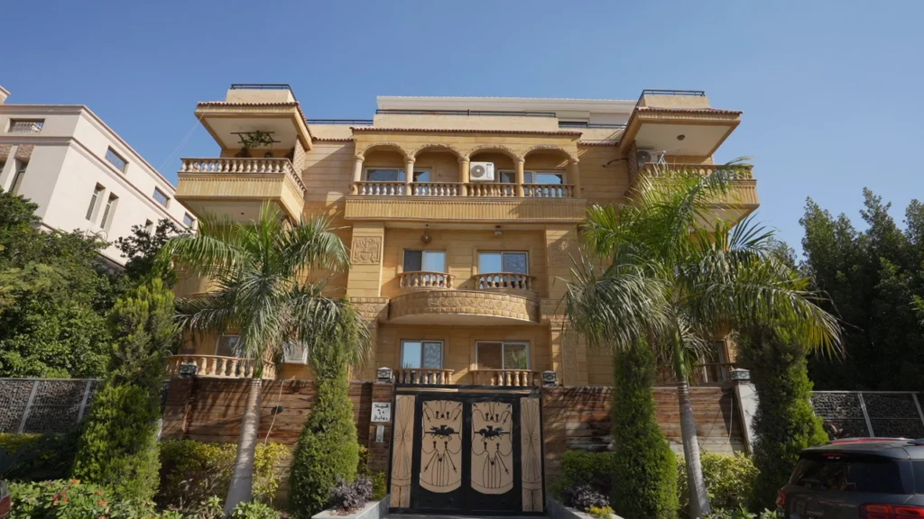 عودة للتطوير العقاري.9