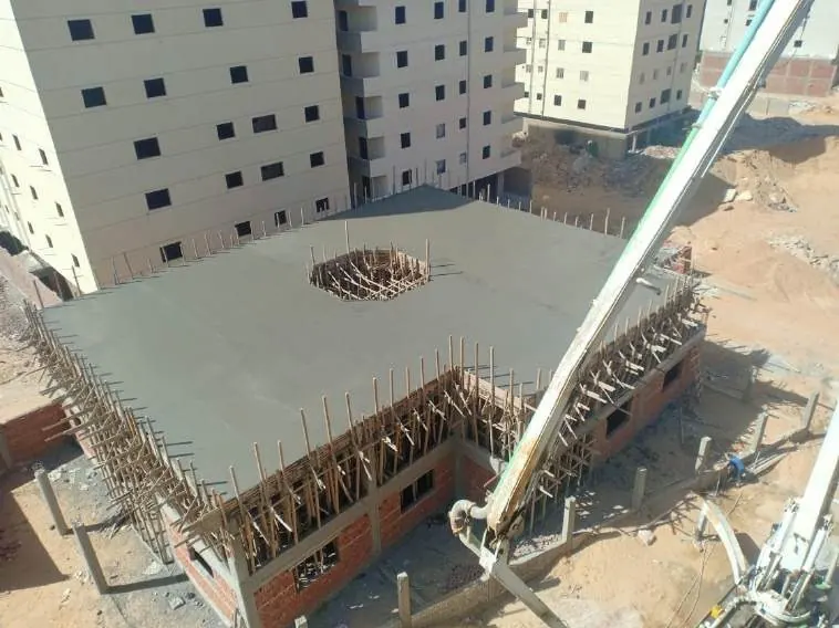 مسجد جولف سيتي أثناء أعمال الإنشاء — جولف سيتي العبور | عوده للتطوير العقاري